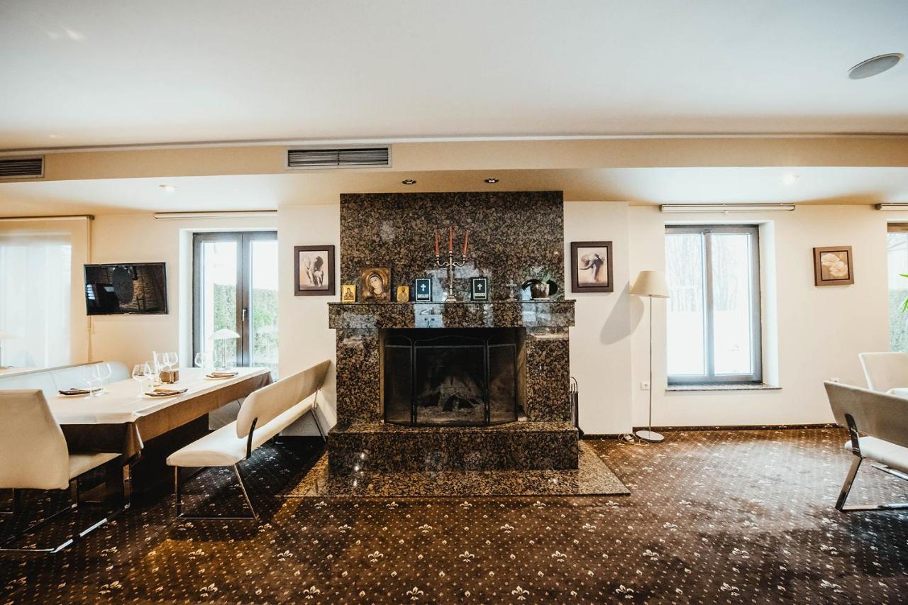 Hotel Villa Ekaterina Vakarel Εξωτερικό φωτογραφία